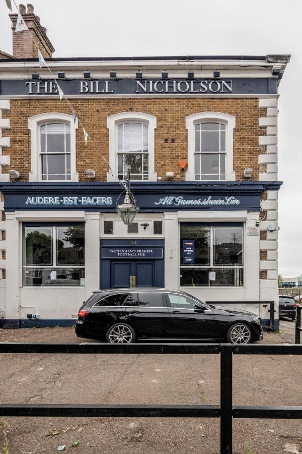 The Bill Nicholson Pub Hotel London Exterior photo